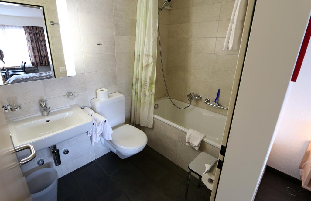 Sarazena Apartman Saas Fee Szoba fotó